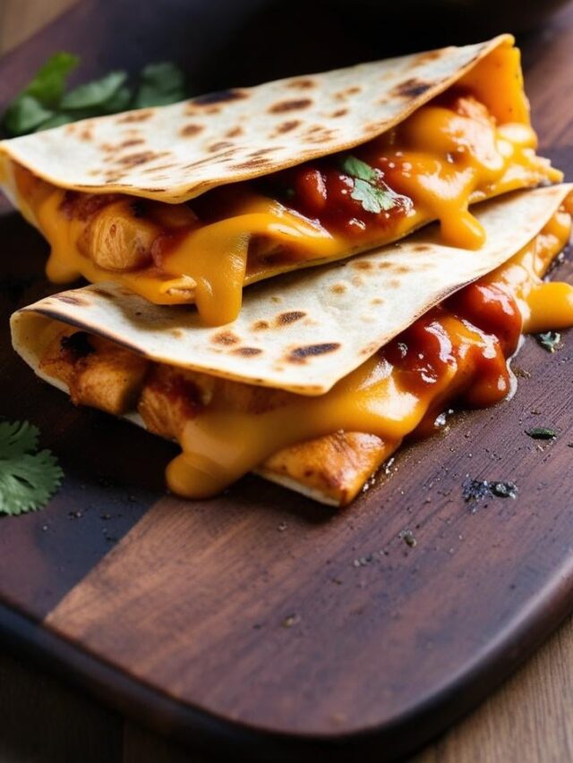 15-minute BBQ chicken quesadilla recipe for a quick American dinner, easy and healthy BBQ chicken quesadilla with lean protein, how to make a 500kcal BBQ chicken quesadilla at home, quick dinner recipe for busy USA evenings,